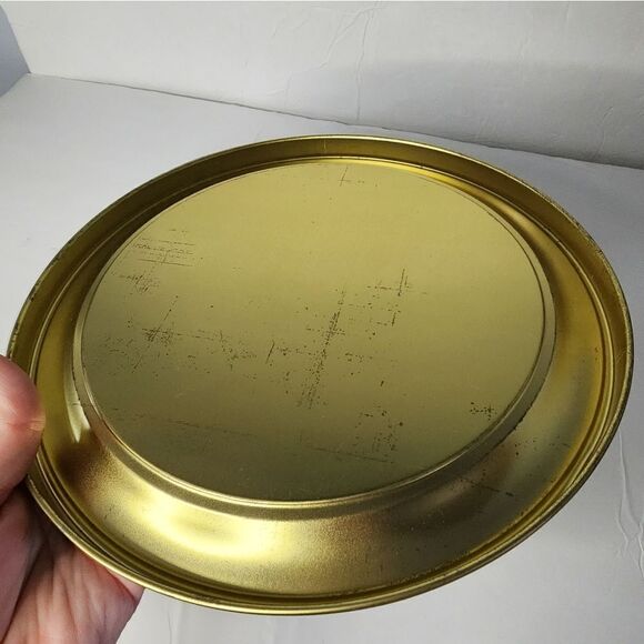 Schwan's Currier & Ives Home to Thanksgiving Tin - Picture 5 of 9